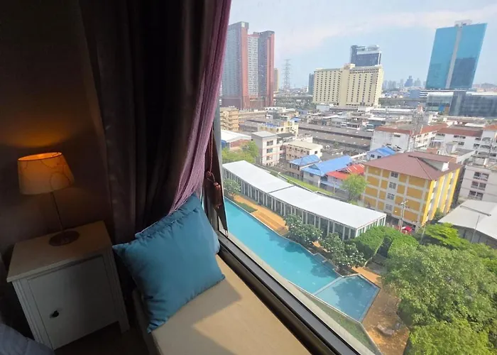 Favstay Ramkhamhaeng, Stylish 1br Apartment Bangkok